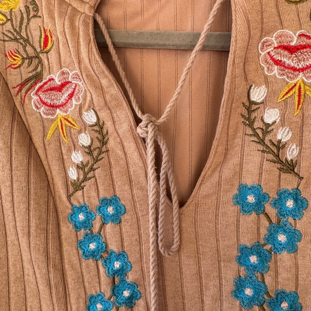 BohoBeauRoseBoutique Embroidered Tan Blouse - Picture 3 of 7